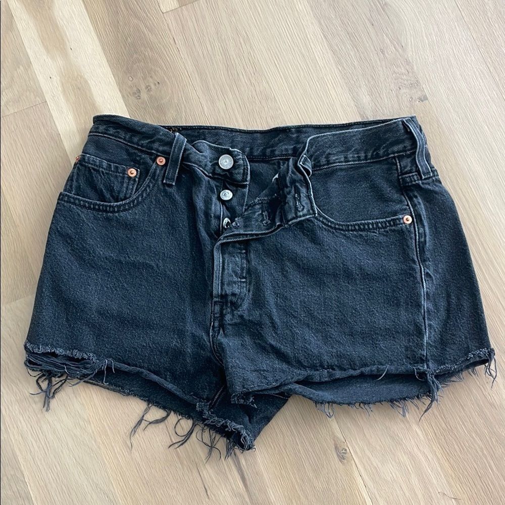 NWOT Levi’s 501 Black Denim Women's Shorts